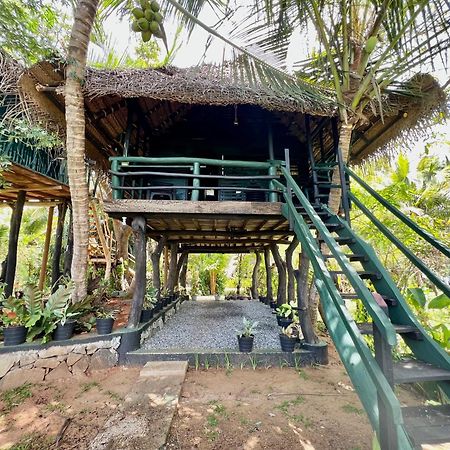 Lake Face Cabana Tissamaharama Bagian luar foto